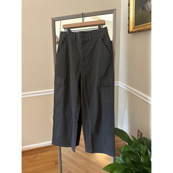 Tommy Hilfiger Women's Solid Modern Wide-Leg Cargo Pants Size 10 Gray Striped - Picture 2 of 4